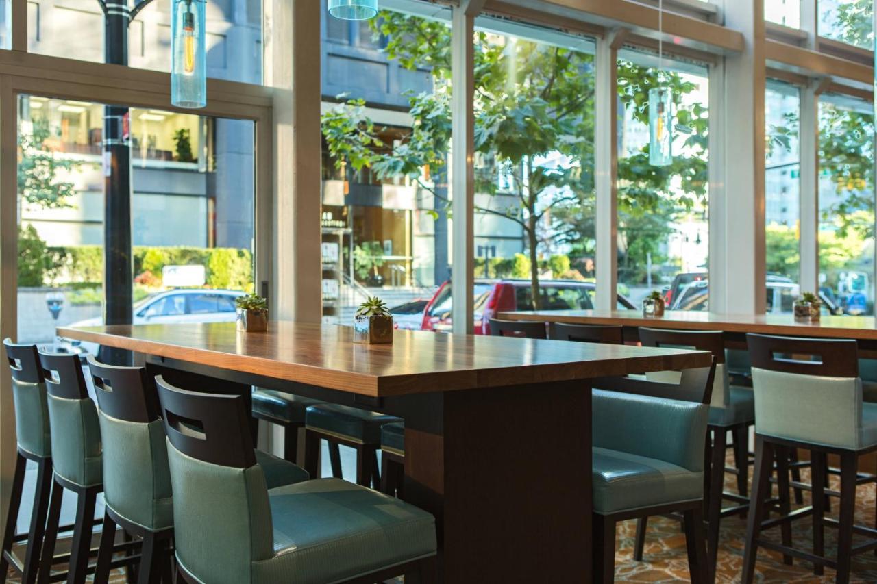Vancouver Marriott Pinnacle Downtown Hotel Extérieur photo